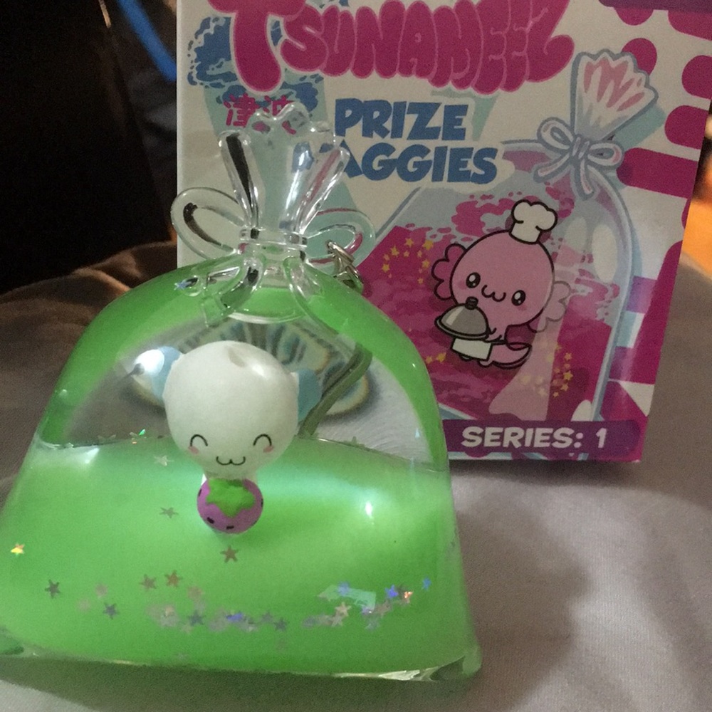 Tsunameez Prize Baggies Series: 1 | Mystery Box | Axolotl